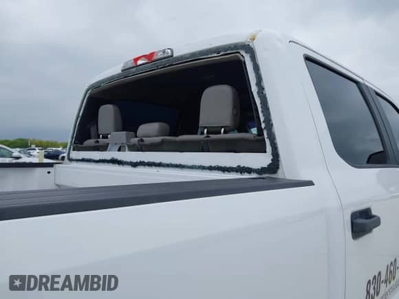 2018 Ford F-250 XL с VIN 1FT7W2B62JEB98479, выставлен на аукционе IAAI как лот 42062513 с пробегом 147 521 миль миль и . История ставок и продаж доступна на DreamBid. Изображение 17.