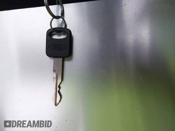 2004 Ford Econoline Cargo z VIN 1FTNE24LX4HB54794, wystawiony jako IAAI lot #42990530 z przebiegiem 205 729 mil mil oraz . Historia ofert i sprzedaży dostępna na DreamBid. Obrazek 11.