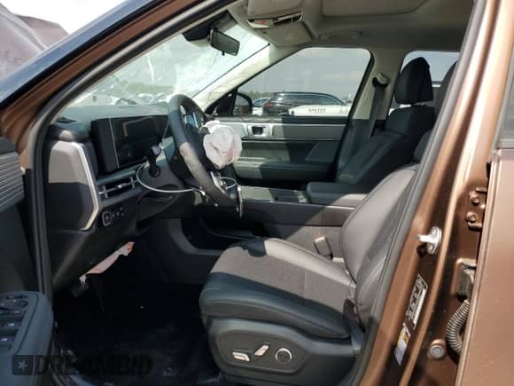 2025 Hyundai Santa Fe XRT с VIN 5NMP3DGL4SH106855, выставлен на аукционе Copart как лот 87391385 с пробегом 2 712 миль миль и Списание • Salvage title. История ставок и продаж доступна на DreamBid. Изображение 7.