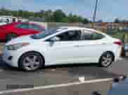 2013 Hyundai Elantra Limited z VIN 5NPDH4AE6DH347160, wystawiony jako IAAI lot #43245998 z przebiegiem 212 905 mil mil oraz . Historia ofert i sprzedaży dostępna na DreamBid. Obrazek 14.