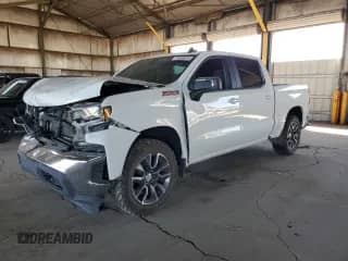 2021 Chevrolet Silverado 1500 LT z VIN 3GCUYDET2MG145823, wystawiony jako Copart lot #73358814 z przebiegiem 105 980 mil mil oraz Szkoda całkowita • Salvage title. Historia ofert i sprzedaży dostępna na DreamBid. Obrazek 1.