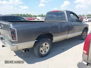 2004 Dodge 1500 SLT z VIN 1D7HU16D54J158847, wystawiony jako IAAI lot #43369354 z przebiegiem Nie podano mil oraz . Historia ofert i sprzedaży dostępna na DreamBid. Obrazek 4.