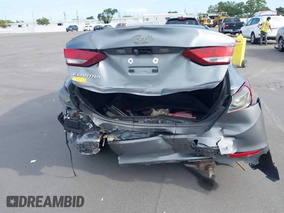 2018 Hyundai Elantra Limited with VIN KMHD84LF6JU616101, listed as a IAAI auction lot 43151307 with 123,332 mi miles and . Bid and sale history available at DreamBid. Image 18.