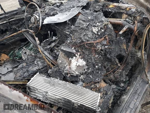 2016 BMW 5 Series 528i xDrive с VIN WBA5A7C54GG149951, выставлен на аукционе Copart как лот 69647345 с пробегом Не указан миль и Списание • Salvage title. История ставок и продаж доступна на DreamBid. Изображение 8.