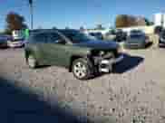 2021 Jeep Compass Latitude z VIN 3C4NJDBB4MT530098, wystawiony jako Copart lot #87050205 z przebiegiem 81 828 mil mil oraz Szkoda całkowita • Salvage title. Historia ofert i sprzedaży dostępna na DreamBid. Obrazek 14.