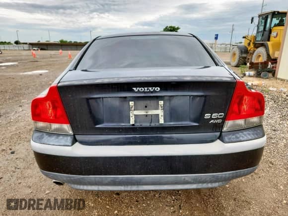 2002 Volvo S60 с VIN YV1RH58D122182538, выставлен на аукционе Copart как лот 60453845 с пробегом 150 140 миль миль и Списание • Salvage title. История ставок и продаж доступна на DreamBid. Изображение 6.