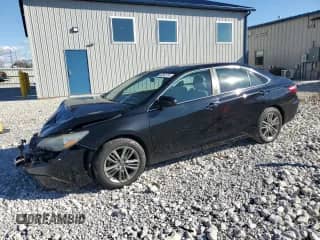 2015 Toyota Camry SE with VIN 4T1BF1FKXFU066963, listed as a Copart auction lot 82642705 with 179,074 mi miles and Salvage title. Bid and sale history available at DreamBid. Image 1.