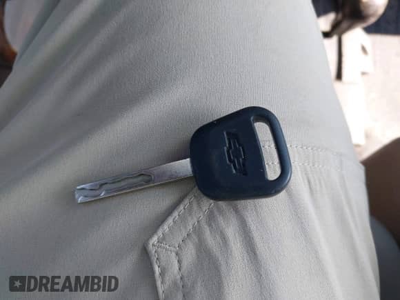 2014 Chevrolet Silverado 1500 Work Truck with VIN 1GCNKPEH6EZ287368, listed as a IAAI auction lot 42672464 with 255,706 mi miles and . Bid and sale history available at DreamBid. Image 11.