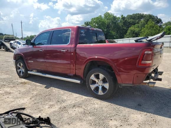 2019 Ram 1500 Laramie с VIN 1C6RREJT7KN514346, выставлен на аукционе Copart как лот 61966395 с пробегом 148 074 миль миль и Списание • Salvage title. История ставок и продаж доступна на DreamBid. Изображение 2.