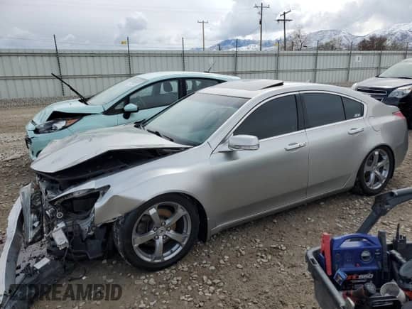 2010 Acura TL Technology с VIN 19UUA9F52AA004585, выставлен на аукционе Copart как лот 51576665 с пробегом 133 681 миль миль и Списание • Salvage title. История ставок и продаж доступна на DreamBid. Изображение 1.