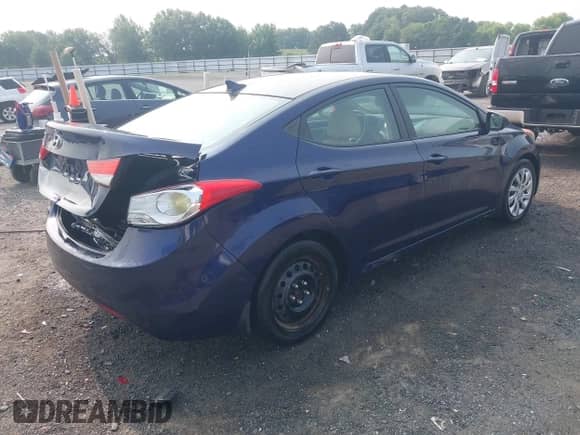 2013 Hyundai Elantra GLS with VIN 5NPDH4AE9DH194015, listed as a IAAI auction lot 42372518 with 93,837 mi miles and . Bid and sale history available at DreamBid. Image 4.