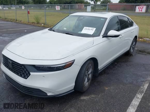 2023 Honda Accord EX-L with VIN 1HGCY2F60PA069600, listed as a IAAI auction lot 43195791 with 27,136 mi miles and . Bid and sale history available at DreamBid. Image 2.