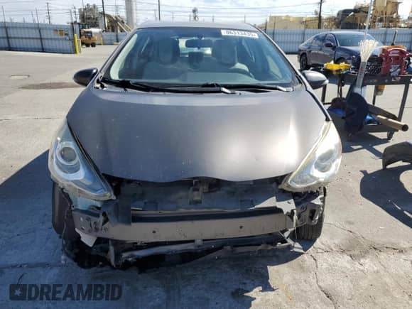 2016 Toyota Prius One z VIN JTDKDTB36G1122565, wystawiony jako Copart lot #86313435 z przebiegiem 170 064 mil mil oraz Szkoda całkowita • Salvage title. Historia ofert i sprzedaży dostępna na DreamBid. Obrazek 5.