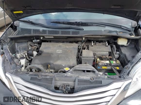 2016 Toyota Sienna XLE z VIN 5TDYK3DC6GS718551, wystawiony jako IAAI lot #41537134 z przebiegiem 114 839 mil mil oraz . Historia ofert i sprzedaży dostępna na DreamBid. Obrazek 10.