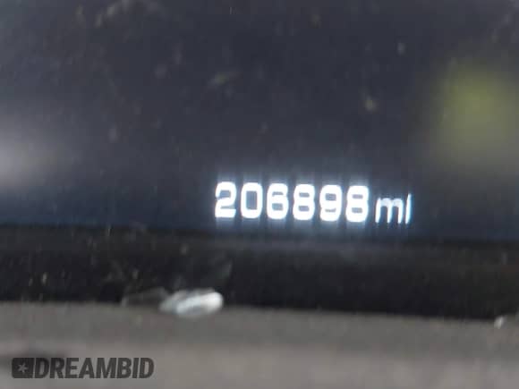 2019 Chevrolet Suburban LT с VIN 1GNSKHKC8KR369851, выставлен на аукционе IAAI как лот 42438387 с пробегом 206 898 миль миль и . История ставок и продаж доступна на DreamBid. Изображение 7.