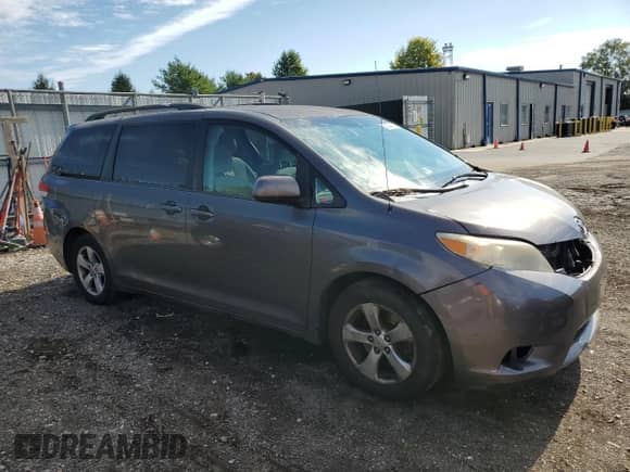 2013 Toyota Sienna LE AAS with VIN 5TDKK3DC3DS350699, listed as a Copart auction lot 83844455 with 167,029 mi miles and Salvage title. Bid and sale history available at DreamBid. Image 4.