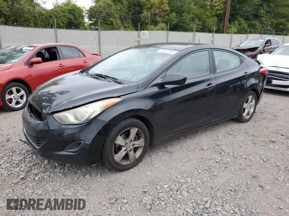 2011 Hyundai Elantra GLS z VIN KMHDH4AEXBU089241, wystawiony jako Copart lot #80874585 z przebiegiem 259 978 mil mil oraz Szkoda całkowita • Salvage title. Historia ofert i sprzedaży dostępna na DreamBid. Obrazek 1.