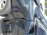 2019 Chevrolet Equinox LT z VIN 2GNAXTEV6K6279686, wystawiony jako IAAI lot #43095694 z przebiegiem 201 421 mil mil oraz . Historia ofert i sprzedaży dostępna na DreamBid. Obrazek 6.