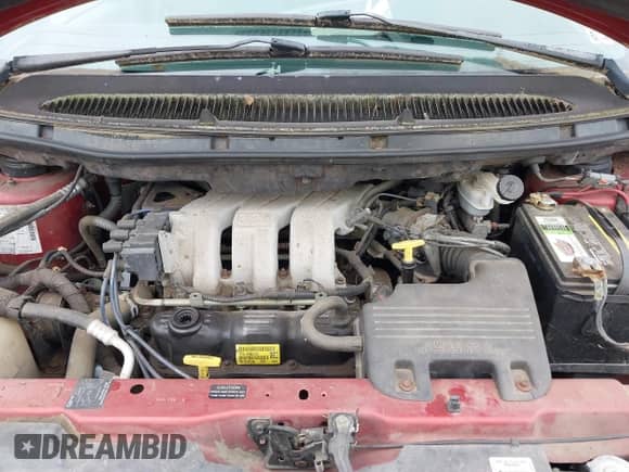 2000 Dodge Caravan SE with VIN 1B4GP44G0YB801534, listed as a IAAI auction lot 42975769 with Not provided miles and . Bid and sale history available at DreamBid. Image 10.