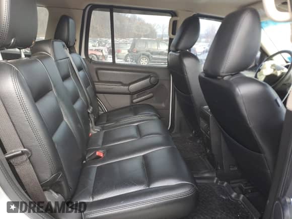 2010 Ford Explorer with VIN 1FMEU7D80AUA08592, listed as a Copart auction lot 88688615 with 149,113 mi miles and Salvage title. Bid and sale history available at DreamBid. Image 11.