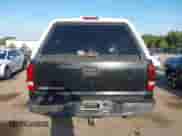 2007 Chevrolet Silverado 1500HD LT1 z VIN 1GCGC13U17F197536, wystawiony jako IAAI lot #42167105 z przebiegiem 177 604 mil mil oraz . Historia ofert i sprzedaży dostępna na DreamBid. Obrazek 16.