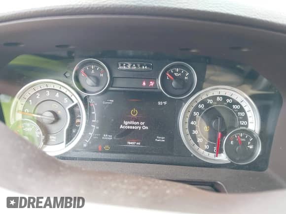 2016 Ram 1500 Laramie z VIN 1C6RR7NM1GS251021, wystawiony jako IAAI lot #43277947 z przebiegiem 78 457 mil mil oraz . Historia ofert i sprzedaży dostępna na DreamBid. Obrazek 7.