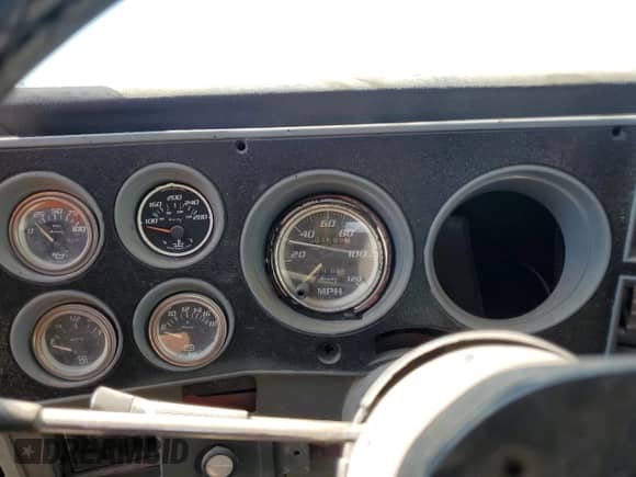 1974 Chevrolet Blazer с VIN CKY184F124334, выставлен на аукционе Copart как лот 61295465 с пробегом 1 655 миль миль и Чистый • Clean title. История ставок и продаж доступна на DreamBid. Изображение 9.