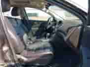 2015 Chevrolet Cruze Diesel z VIN 1G1P75SZ6F7170844, wystawiony jako IAAI lot #42082654 z przebiegiem 99 033 mil mil oraz . Historia ofert i sprzedaży dostępna na DreamBid. Obrazek 5.