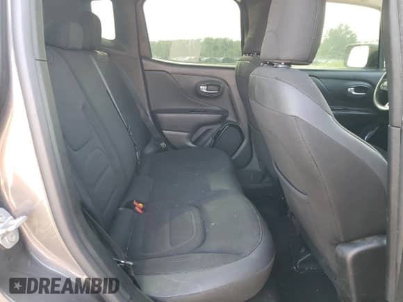 2017 Jeep Renegade Latitude с VIN ZACCJBBB6HPF05177, выставлен на аукционе Copart как лот 68240195 с пробегом 184 239 миль миль и Чистый • Clean title. История ставок и продаж доступна на DreamBid. Изображение 10.
