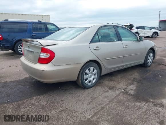 2004 Toyota Camry LE с VIN 4T1BE32K94U372442, выставлен на аукционе IAAI как лот 42576142 с пробегом 183 385 миль миль и . История ставок и продаж доступна на DreamBid. Изображение 4.
