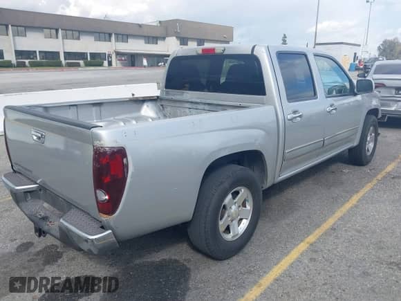2010 Chevrolet Colorado 1LT z VIN 1GCDSCDE5A8148912, wystawiony jako IAAI lot #41752099 z przebiegiem Nie podano mil oraz . Historia ofert i sprzedaży dostępna na DreamBid. Obrazek 4.