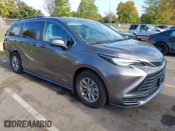 2021 Toyota Sienna LE z VIN 5TDKRKEC5MS038145, wystawiony jako IAAI lot #43379225 z przebiegiem 65 108 mil mil oraz . Historia ofert i sprzedaży dostępna na DreamBid. Obrazek 1.
