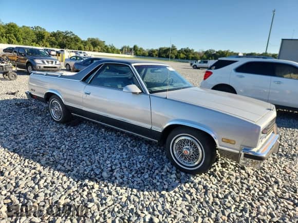 1987 Chevrolet El Camino с VIN 3GCCW80H9HS904403, выставлен на аукционе Copart как лот 62097125 с пробегом 45 759 миль миль и Чистый • Clean title. История ставок и продаж доступна на DreamBid. Изображение 4.