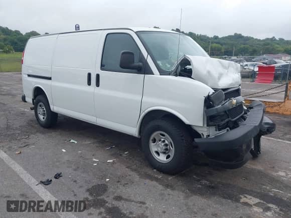 2022 Chevrolet Express Cargo with VIN 1GCWGAFP2N1258506, listed as a IAAI auction lot 43262368 with Not provided miles and . Bid and sale history available at DreamBid. Image 1.
