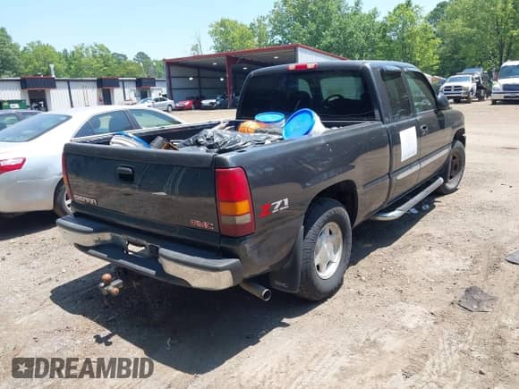 2003 GMC Sierra 1500 SLT с VIN 2GTEK19T531412099, выставлен на аукционе IAAI как лот 42539129 с пробегом 240 815 миль миль и . История ставок и продаж доступна на DreamBid. Изображение 4.