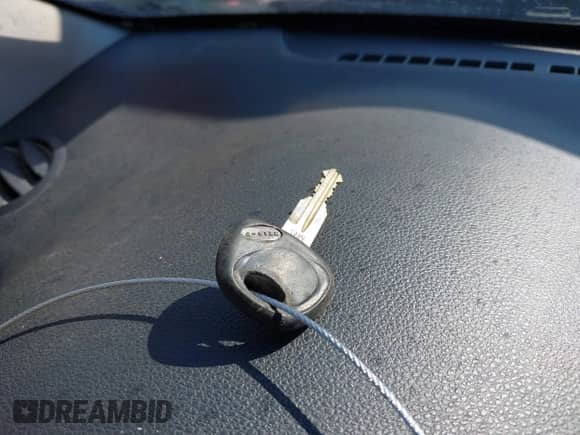 2011 Hyundai Accent GLS z VIN KMHCN4AC0BU574054, wystawiony jako IAAI lot #43186432 z przebiegiem 205 376 mil mil oraz . Historia ofert i sprzedaży dostępna na DreamBid. Obrazek 11.