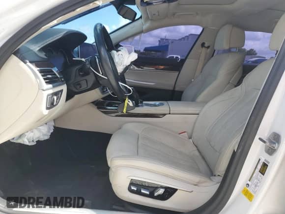 2017 BMW 7 Series 740i with VIN WBA7E2C31HG740674, listed as a Copart auction lot 62059545 with 97,551 mi miles and Salvage title. Bid and sale history available at DreamBid. Image 7.