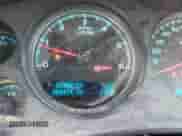 2009 Chevrolet Avalanche LS z VIN 3GNFK12059G244542, wystawiony jako IAAI lot #41783563 z przebiegiem 308 474 mil mil oraz . Historia ofert i sprzedaży dostępna na DreamBid. Obrazek 7.