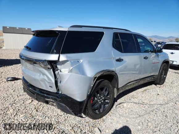 2019 Chevrolet Traverse Premier с VIN 1GNEVKKW1KJ270377, выставлен на аукционе Copart как лот 81073945 с пробегом 105 922 миль миль и Списание • Salvage title. История ставок и продаж доступна на DreamBid. Изображение 3.