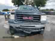 2011 GMC Sierra 1500 Work Truck z VIN 1GTN2TEA4BZ441924, wystawiony jako Copart lot #58874805 z przebiegiem 148 790 mil mil oraz Szkoda całkowita • Salvage title. Historia ofert i sprzedaży dostępna na DreamBid. Obrazek 5.
