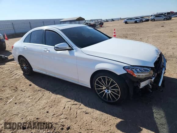 2020 Mercedes-Benz C 300 z VIN W1KWF8DB2LR600382, wystawiony jako Copart lot #70777305 z przebiegiem 60 954 mil mil oraz Szkoda całkowita • Salvage title. Historia ofert i sprzedaży dostępna na DreamBid. Obrazek 4.
