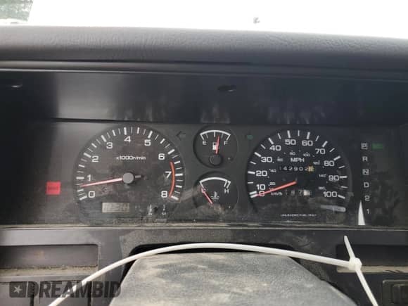 1993 Nissan Frontier with VIN 1N6SD16S5PC317841, listed as a Copart auction lot 84261765 with 142,902 mi miles and Clean title. Bid and sale history available at DreamBid. Image 9.