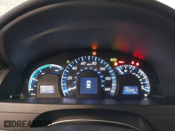 2013 Toyota Camry LE z VIN 4T1BD1FK8DU064728, wystawiony jako IAAI lot #42398146 z przebiegiem 100 867 mil mil oraz . Historia ofert i sprzedaży dostępna na DreamBid. Obrazek 7.