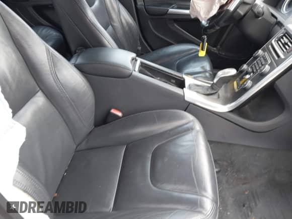 2013 Volvo S60 T5 с VIN YV1612FHXD2186540, выставлен на аукционе IAAI как лот 41428794 с пробегом 116 873 миль миль и . История ставок и продаж доступна на DreamBid. Изображение 5.