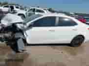 2016 Toyota Corolla L z VIN 5YFBURHE8GP422020, wystawiony jako IAAI lot #43365043 z przebiegiem 117 209 mil mil oraz . Historia ofert i sprzedaży dostępna na DreamBid. Obrazek 14.
