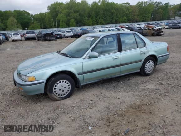 1992 Honda Accord с VIN 1HGCB7654NA067531, выставлен на аукционе Copart как лот 53514095 с пробегом 82 661 миль миль и Чистый • Clean title. История ставок и продаж доступна на DreamBid. Изображение 1.
