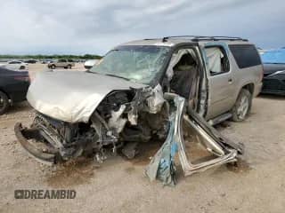 2013 Chevrolet Suburban LS с VIN 1GNSCHE06DR150906, выставлен на аукционе Copart как лот 52119755 с пробегом Не указан миль и Списание • Salvage title. История ставок и продаж доступна на DreamBid. Изображение 1.