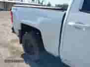 2018 Chevrolet Silverado 1500 LT с VIN 3GCUKREC0JG210355, выставлен на аукционе IAAI как лот 42397975 с пробегом 104 104 миль миль и . История ставок и продаж доступна на DreamBid. Изображение 6.