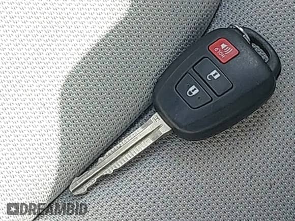 2022 Toyota Corolla Cross L with VIN 7MUAAAAG4NV030471, listed as a IAAI auction lot 43042810 with 35,376 mi miles and . Bid and sale history available at DreamBid. Image 11.