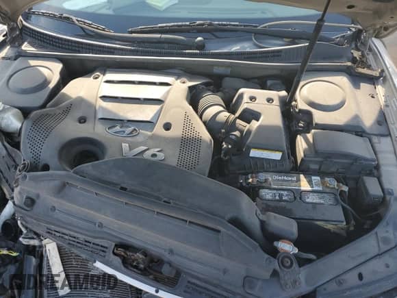 2008 Hyundai Azera Limited с VIN KMHFC46F18A264043, выставлен на аукционе Copart как лот 70873014 с пробегом Не указан миль и Списание • Salvage title. История ставок и продаж доступна на DreamBid. Изображение 11.